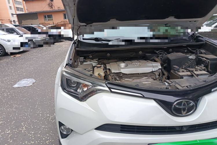 Used Toyota RAV4 2018 2.5L Automatic 4x4 Elite i Edition Engine Bay Right