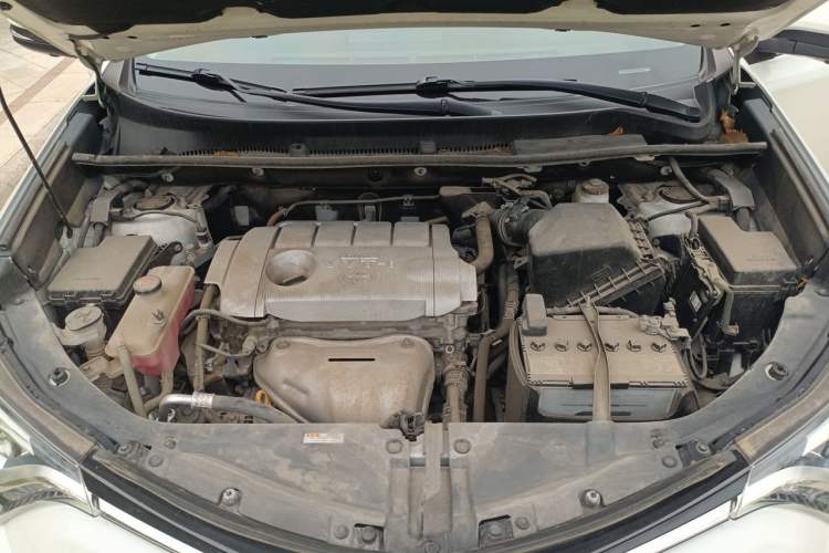 Used Toyota RAV4 2018 2.5L Automatic 4x4 Elite i Edition Engine Bay