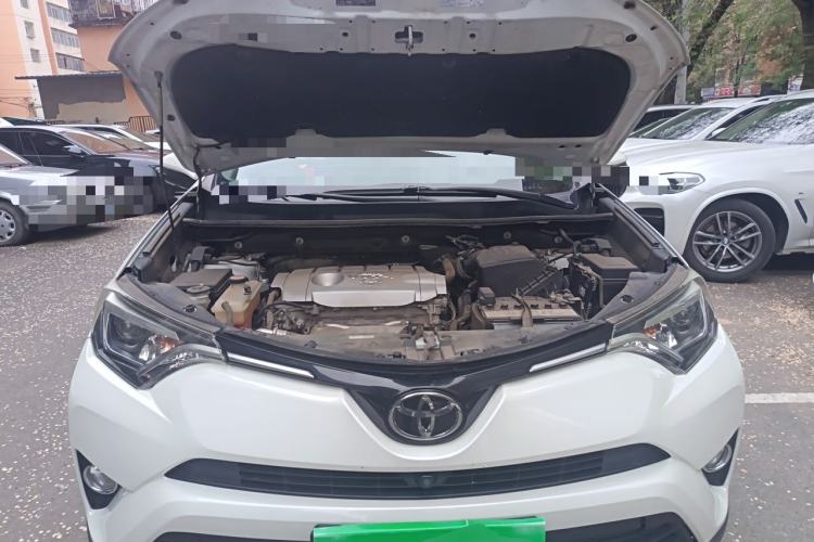 Used Toyota RAV4 2018 2.5L Automatic 4x4 Elite i Edition Engine Bay