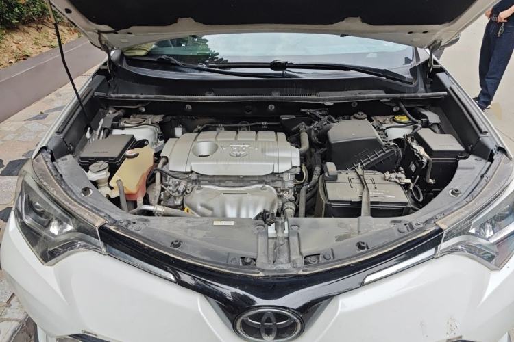 Used Toyota RAV4 2018 2.5L Automatic 4x4 Elite i Edition Engine Bay