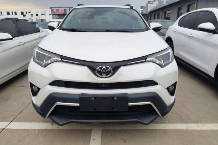 Used Toyota RAV4 2018 2.0L CVT Two-Wheel Drive Fashion X Edition Exterior 1