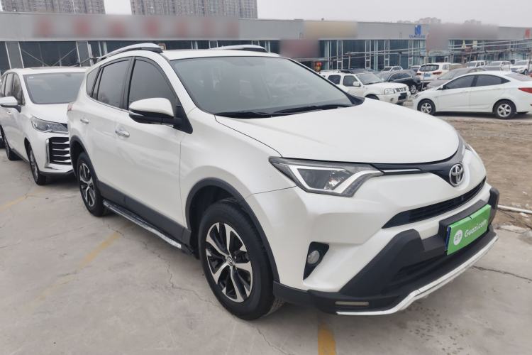 Used Toyota RAV4 2018 2.0L CVT Two-Wheel Drive Fashion X Edition Exterior 1