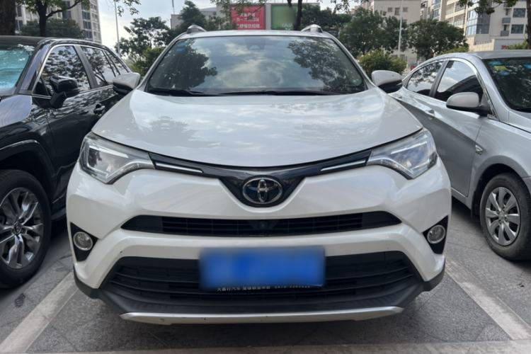 Used Toyota RAV4 2018 2.5L Automatic 4x4 Elite i Edition Exterior 2
