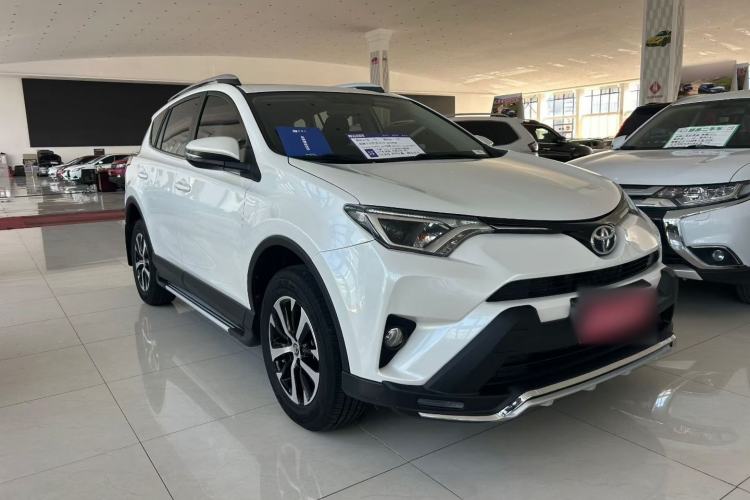 Used Toyota RAV4 2018 2.5L Automatic 4x4 Elite i Edition Exterior 2