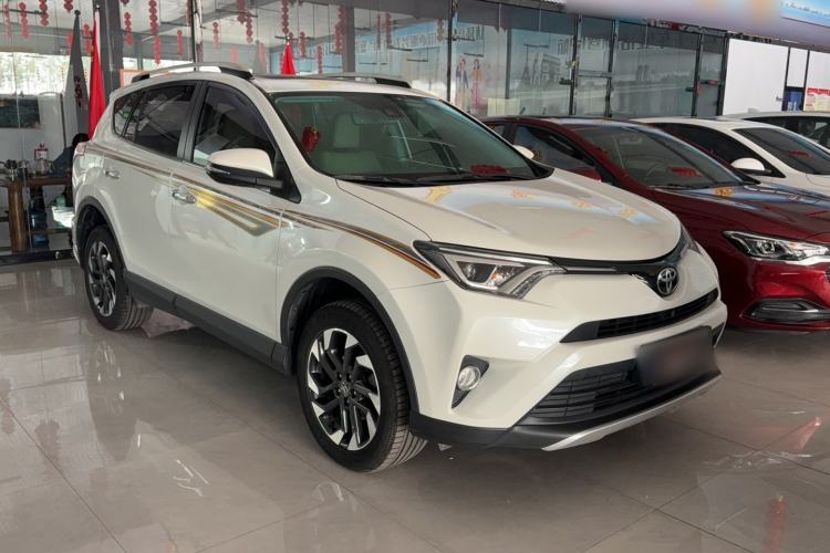 Used Toyota RAV4 2018 2.5L Automatic 4x4 Elite i Edition Exterior 2