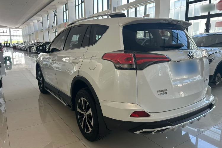 Used Toyota RAV4 2018 2.5L Automatic 4x4 Elite i Edition Exterior 3