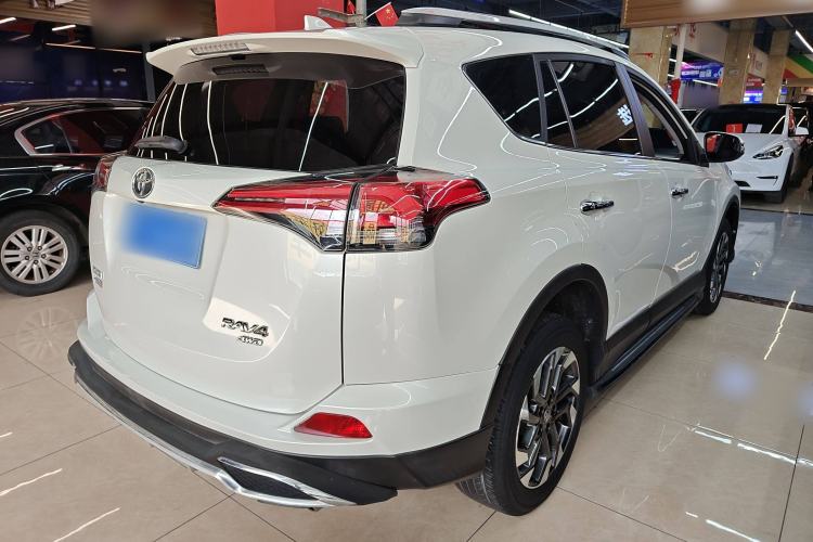 Used Toyota RAV4 2018 2.5L Automatic 4x4 Elite i Edition Exterior 3