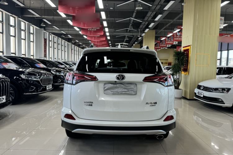 Used Toyota RAV4 2018 2.5L Automatic 4x4 Elite i Edition Exterior 4