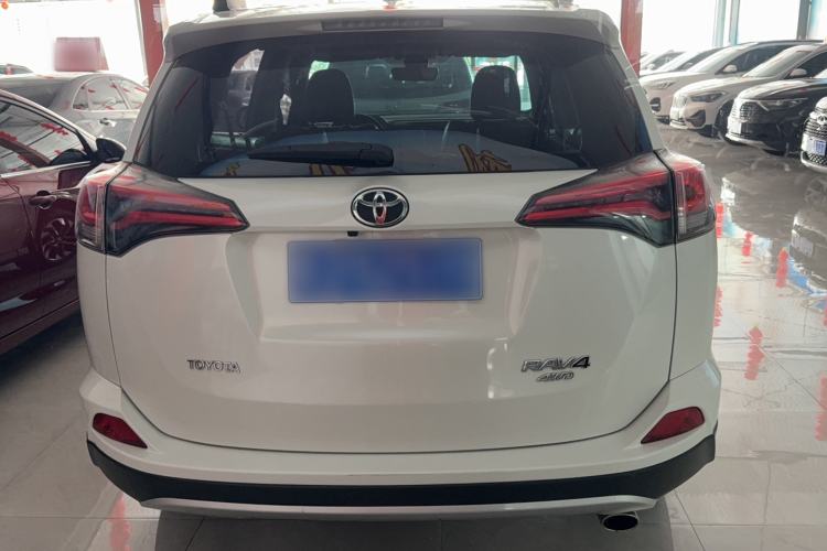 Used Toyota RAV4 2018 2.5L Automatic 4x4 Elite i Edition Exterior 4