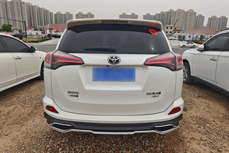 Used Toyota RAV4 2018 2.5L Automatic 4x4 Elite i Edition Exterior 4