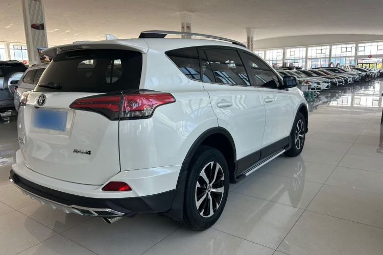 Used Toyota RAV4 2018 2.5L Automatic 4x4 Elite i Edition Exterior 5
