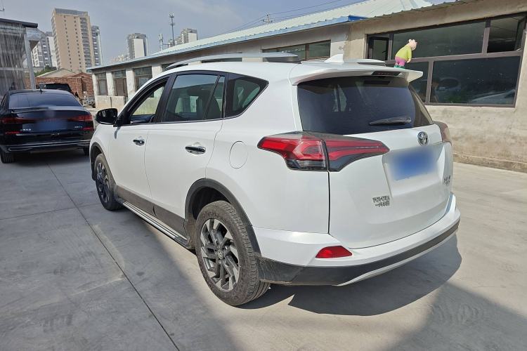 Used Toyota RAV4 2018 2.5L Automatic 4x4 Elite i Edition Exterior 5