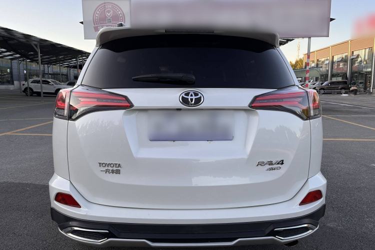 Used Toyota RAV4 2018 2.5L Automatic 4x4 Elite i Edition Exterior 5