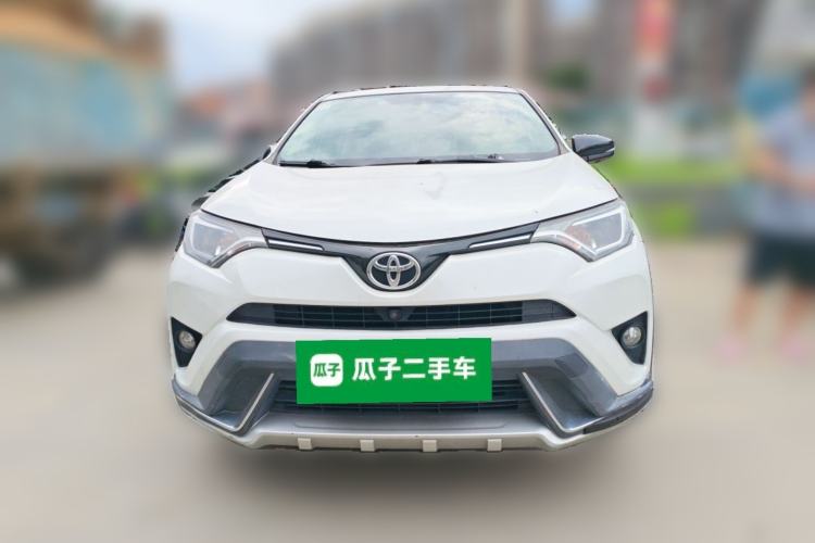 Used Toyota RAV4 2018 2.0L CVT Two-Wheel Drive Fashion X Edition Front