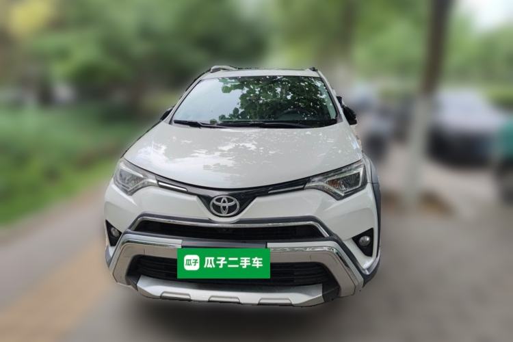 Used Toyota RAV4 2018 2.0L CVT Two-Wheel Drive Fashion X Edition Front