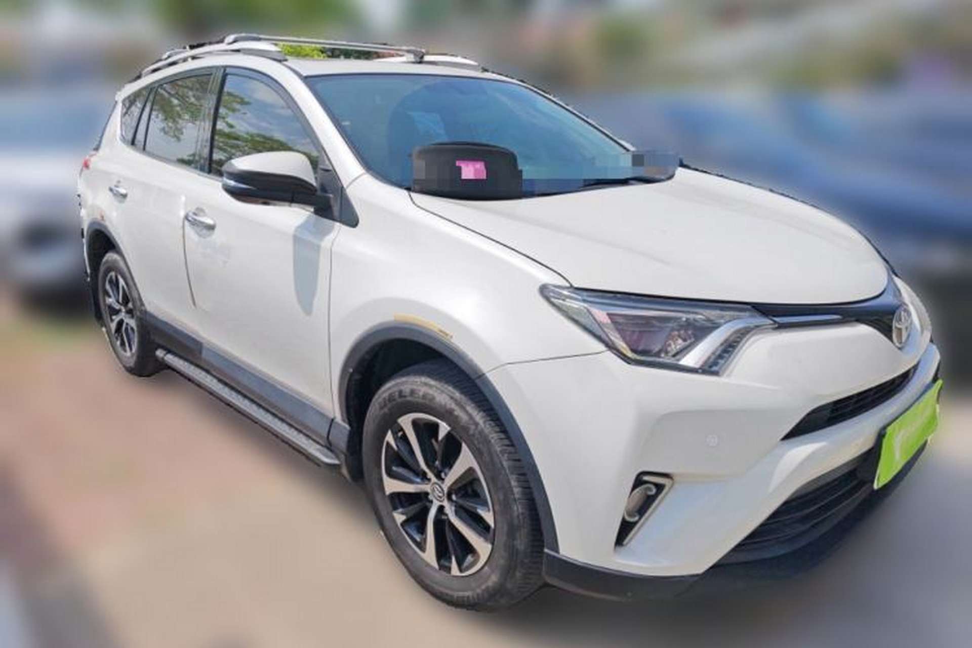 Used Toyota RAV4 2018 2.0L CVT Two-Wheel Drive Fashion X Edition Front Right 45 Deg