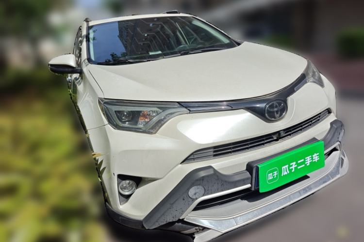 Used Toyota RAV4 2018 2.5L Automatic 4x4 Elite i Edition Front Right 45 Deg