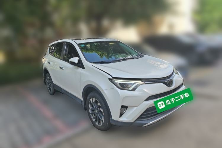 Used Toyota RAV4 2018 2.5L Automatic 4x4 Elite i Edition Front Right 45 Deg