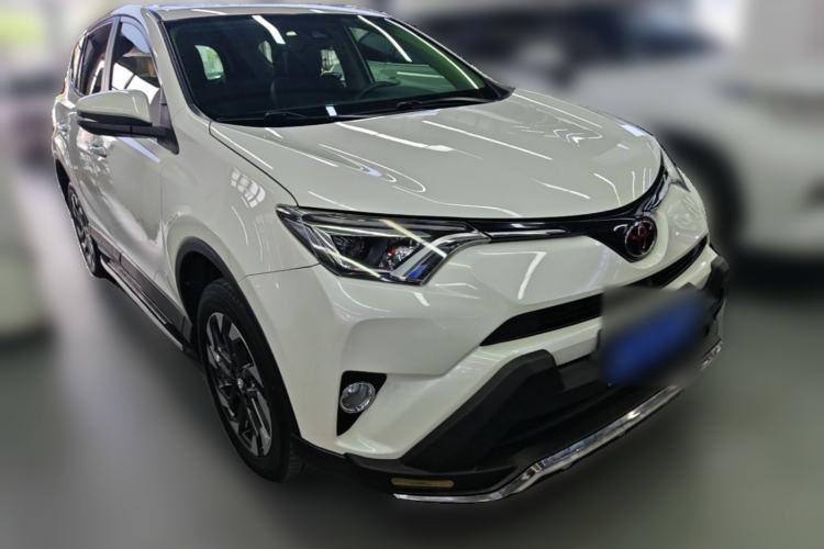 Used Toyota RAV4 2018 2.5L Automatic 4x4 Elite i Edition Front Right 45 Deg