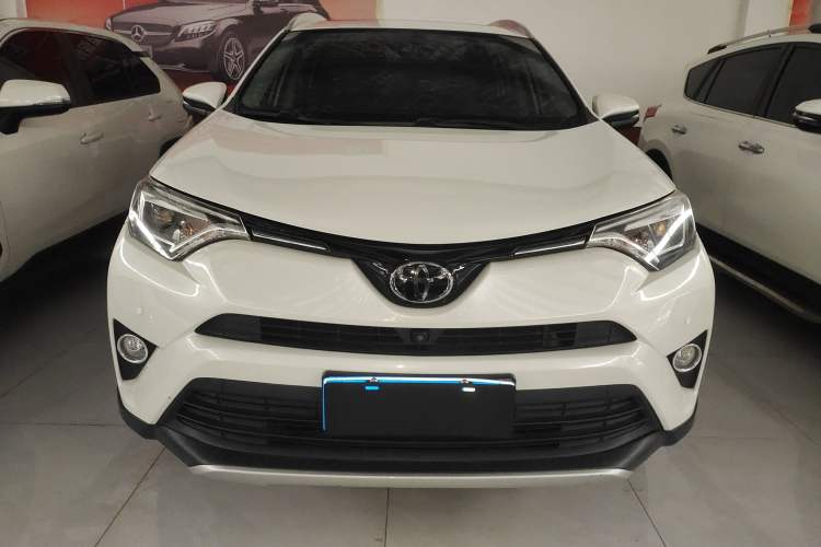Used Toyota RAV4 2018 2.5L Automatic 4x4 Elite i Edition Front