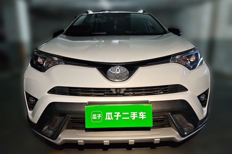 Used Toyota RAV4 2018 2.0L CVT Two-Wheel Drive Fashion X Edition Front