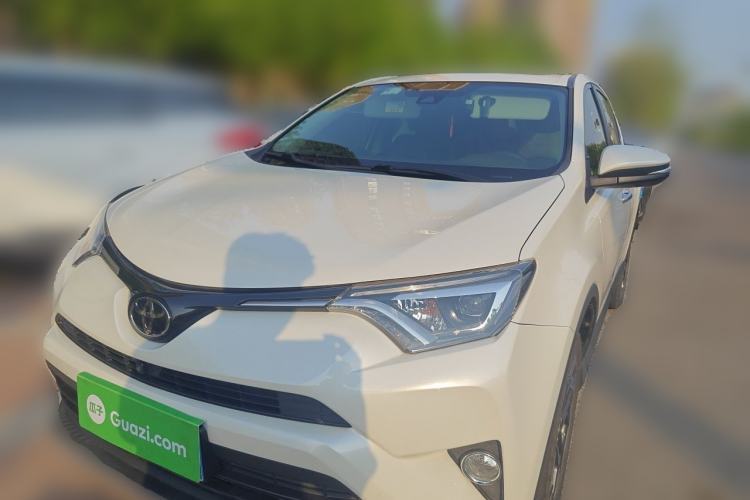 Used Toyota RAV4 2018 2.5L Automatic 4x4 Elite i Edition Guazi used car, China used car export, Used car for sale, Used  cars, Cheapest cars for sale