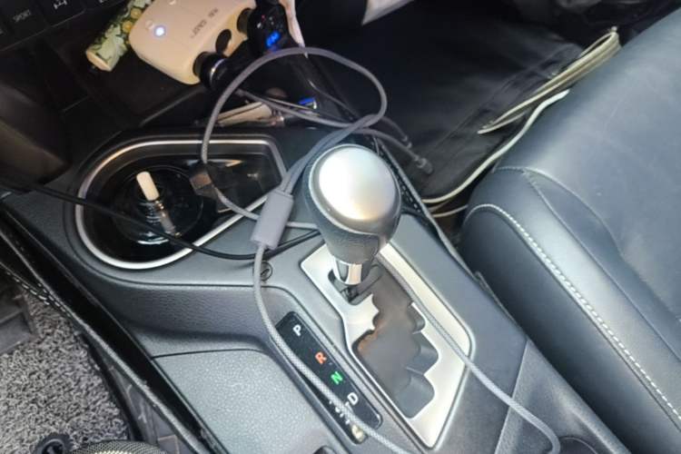 Used Toyota RAV4 2018 2.5L Automatic 4x4 Elite i Edition Gear Lever