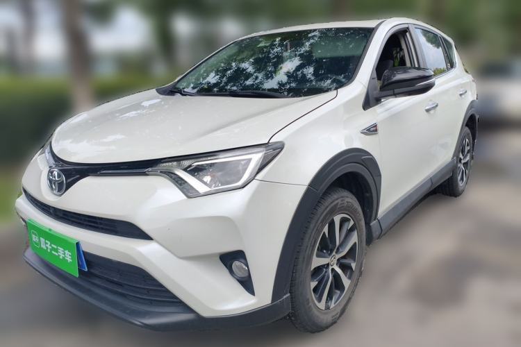 Used Toyota RAV4 2018 2.0L CVT Two-Wheel Drive Fashion X Edition Guazi used car, China used car export, Used car for sale, Used  cars, Cheapest cars for sale