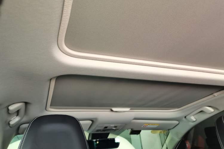 Used Toyota RAV4 2018 2.5L Automatic 4x4 Elite i Edition Headliner