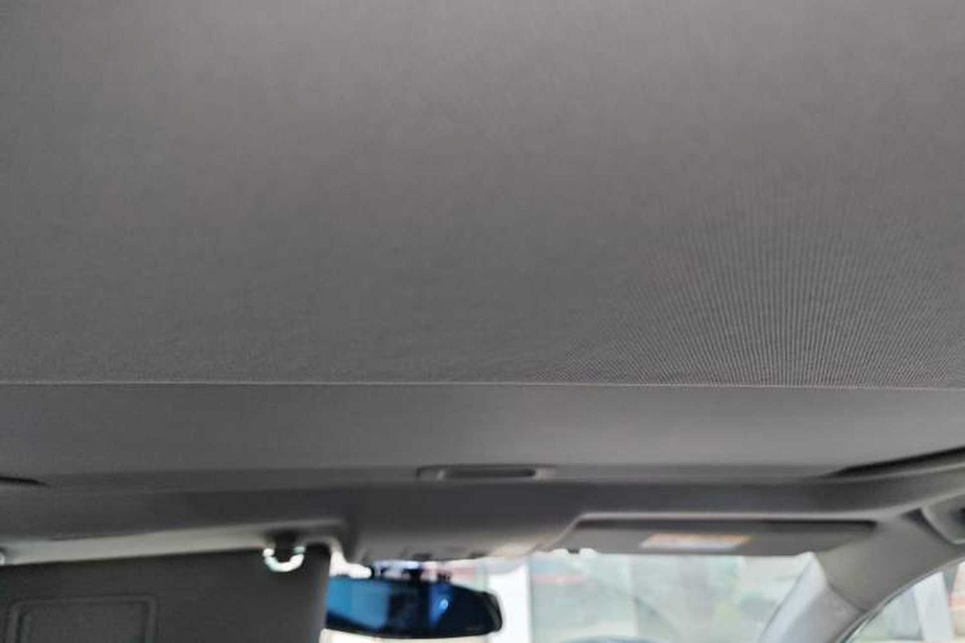 Used Toyota RAV4 2018 2.0L CVT Two-Wheel Drive Fashion X Edition Headliner