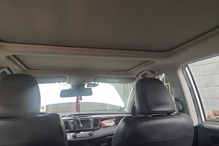 Used Toyota RAV4 2018 2.5L Automatic 4x4 Elite i Edition Headliner