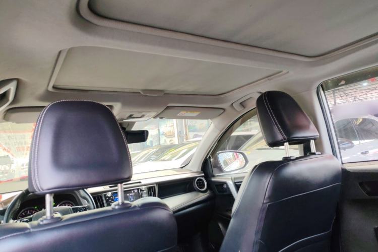 Used Toyota RAV4 2018 2.5L Automatic 4x4 Elite i Edition Headliner
