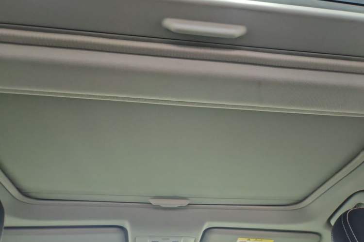 Used Toyota RAV4 2018 2.5L Automatic 4x4 Elite i Edition Headliner