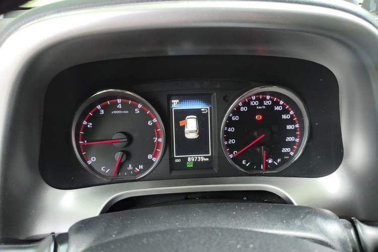 Used Toyota RAV4 2018 2.0L CVT Two-Wheel Drive Fashion X Edition Instrument Cluster