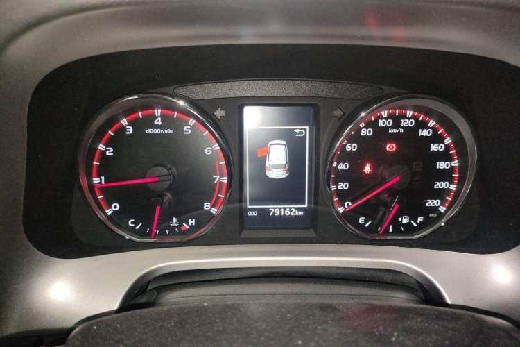 Used Toyota RAV4 2018 2.5L Automatic 4x4 Elite i Edition Instrument Cluster