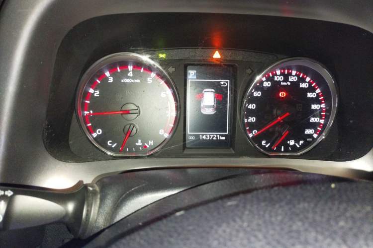 Used Toyota RAV4 2018 2.5L Automatic 4x4 Elite i Edition Instrument Cluster
