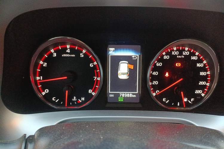 Used Toyota RAV4 2018 2.5L Automatic 4x4 Elite i Edition Instrument Cluster