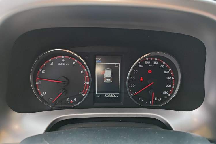 Used Toyota RAV4 2018 2.5L Automatic 4x4 Elite i Edition Instrument Cluster