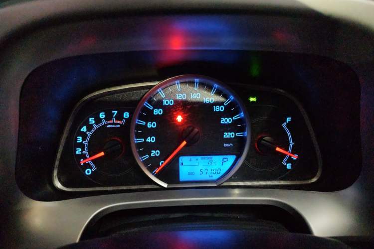 Used Toyota RAV4 2018 2.0L CVT Two-Wheel Drive Fashion X Edition Instrument Cluster