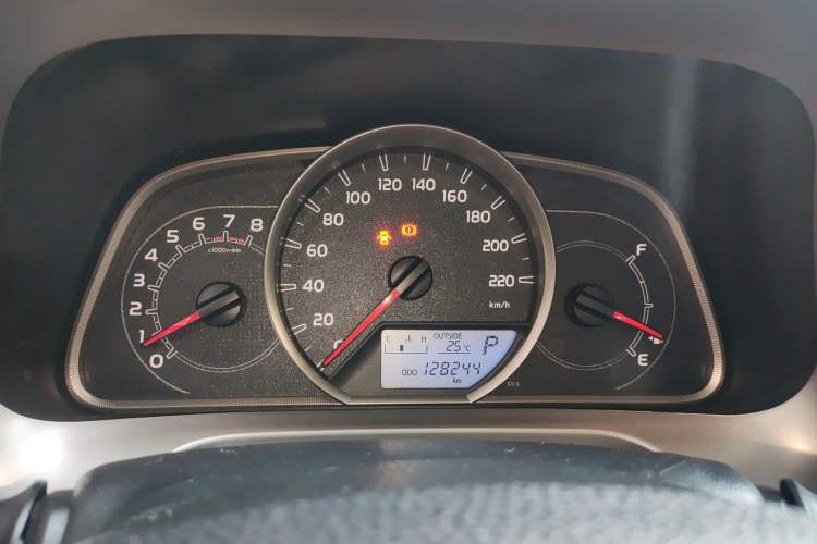 Used Toyota RAV4 2018 2.0L CVT Two-Wheel Drive Fashion X Edition Instrument Cluster