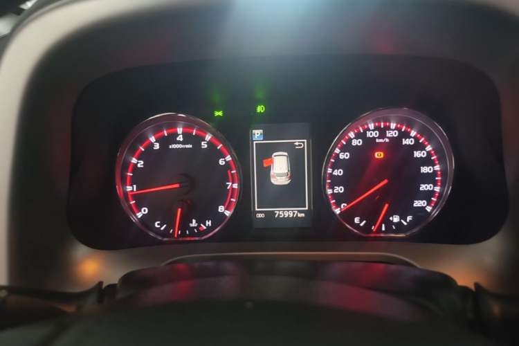 Used Toyota RAV4 2018 2.5L Automatic 4x4 Elite i Edition Instrument Cluster