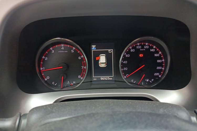 Used Toyota RAV4 2018 2.5L Automatic 4x4 Elite i Edition Instrument Cluster