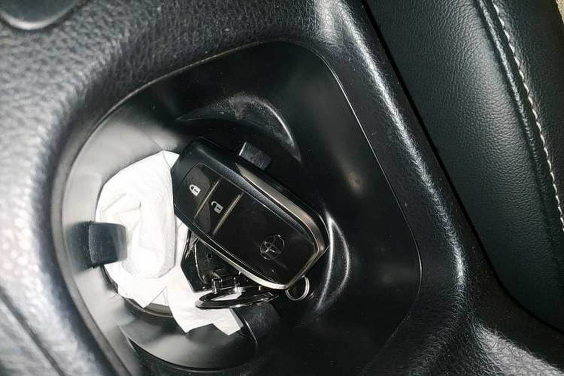 Used Toyota RAV4 2018 2.5L Automatic 4x4 Elite i Edition Interior 1