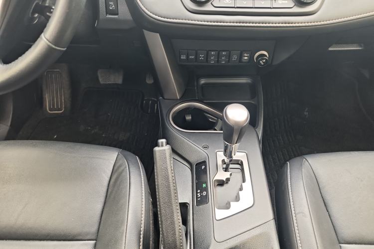 Used Toyota RAV4 2018 2.5L Automatic 4x4 Elite i Edition Interior 3