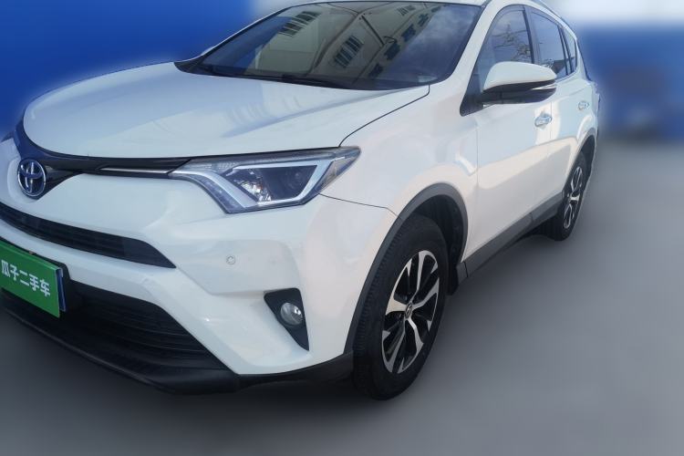 Used Toyota RAV4 2018 2.0L CVT Two-Wheel Drive Fashion X Edition Guazi used car, China used car export, Used car for sale, Used cars, Cheapest cars for sale