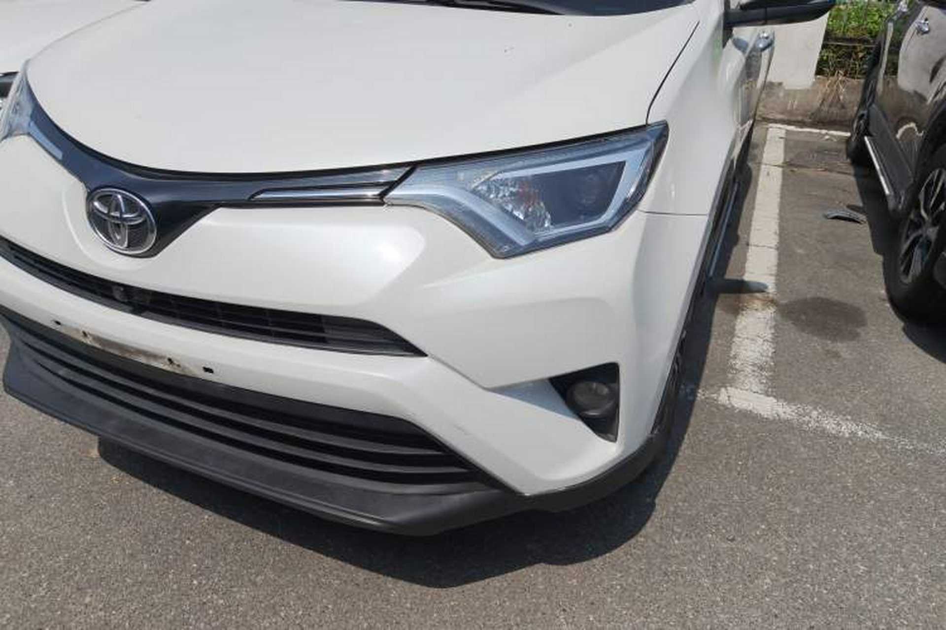 Used Toyota RAV4 2018 2.0L CVT Two-Wheel Drive Fashion X Edition Left Front Headlight