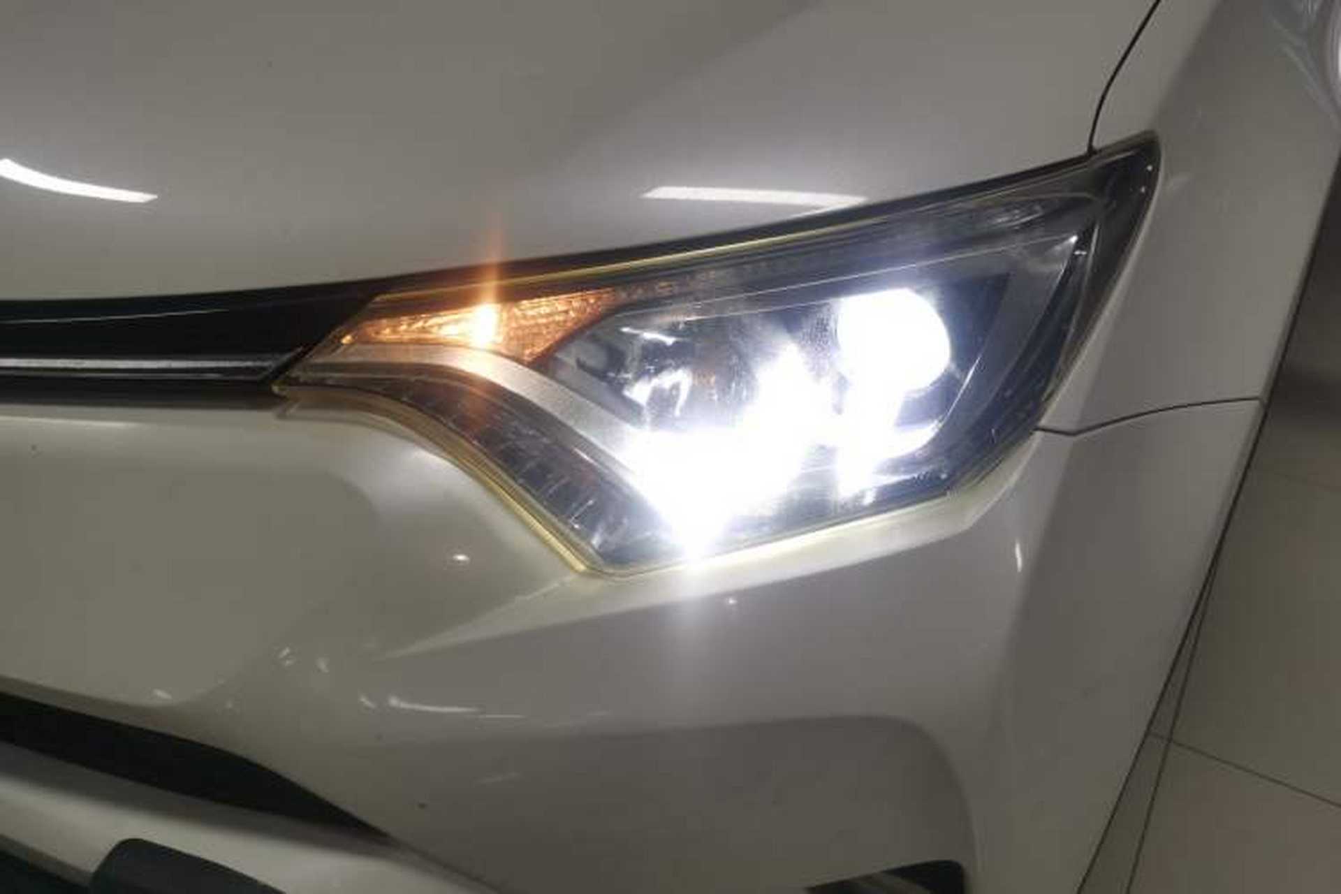 Used Toyota RAV4 2018 2.0L CVT Two-Wheel Drive Fashion X Edition Left Front Headlight