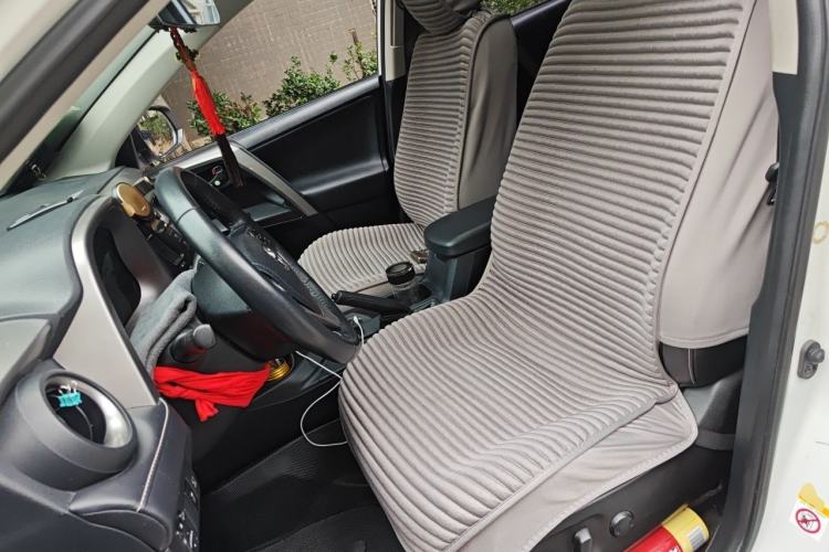 Used Toyota RAV4 2018 2.5L Automatic 4x4 Elite i Edition Left Front Seat