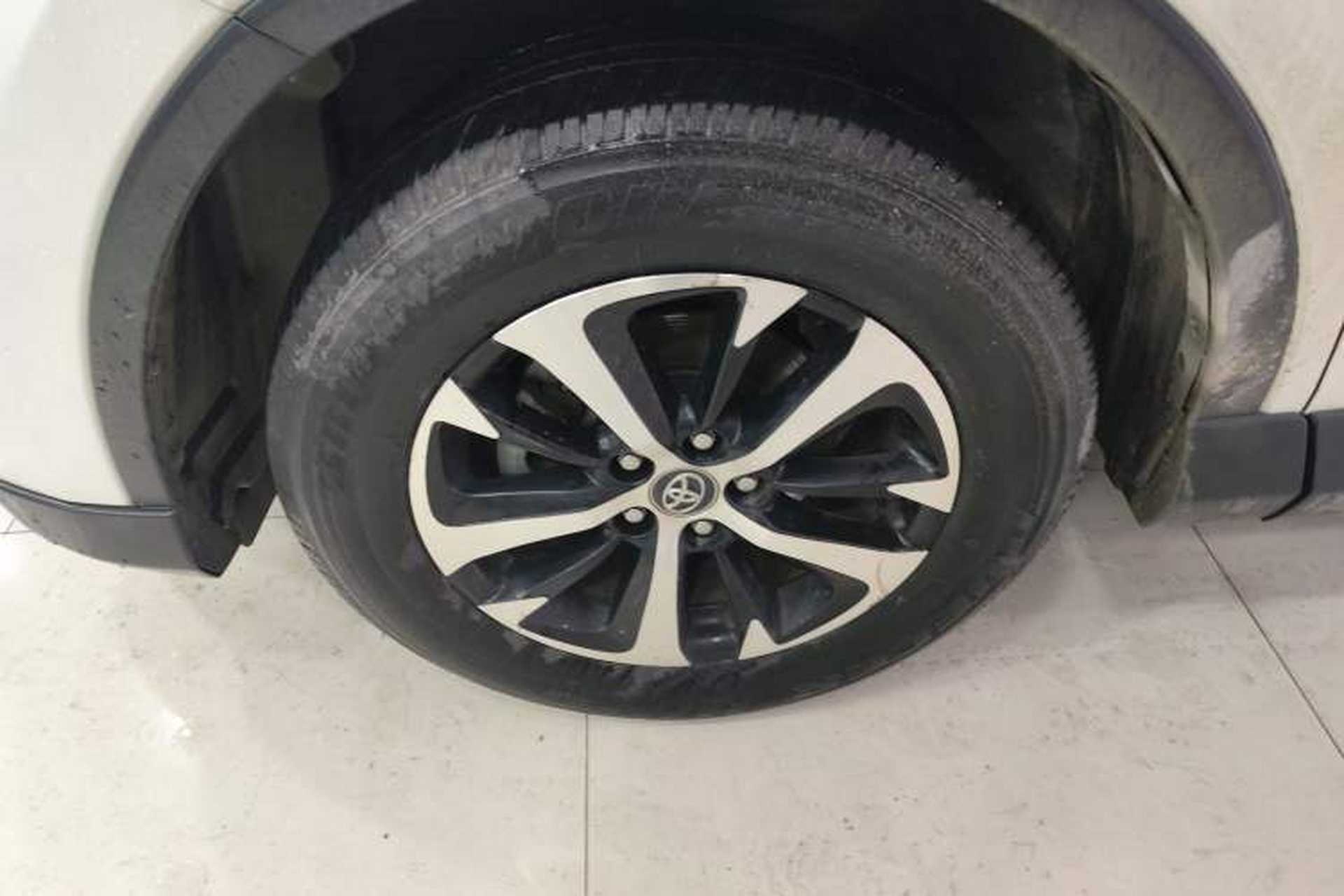 Used Toyota RAV4 2018 2.0L CVT Two-Wheel Drive Fashion X Edition Left Front Wheel Hub