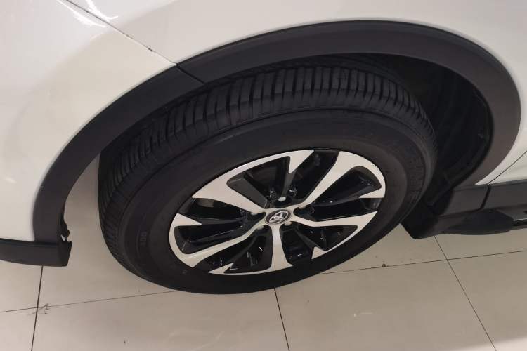Used Toyota RAV4 2018 2.0L CVT Two-Wheel Drive Fashion X Edition Left Front Wheel Hub